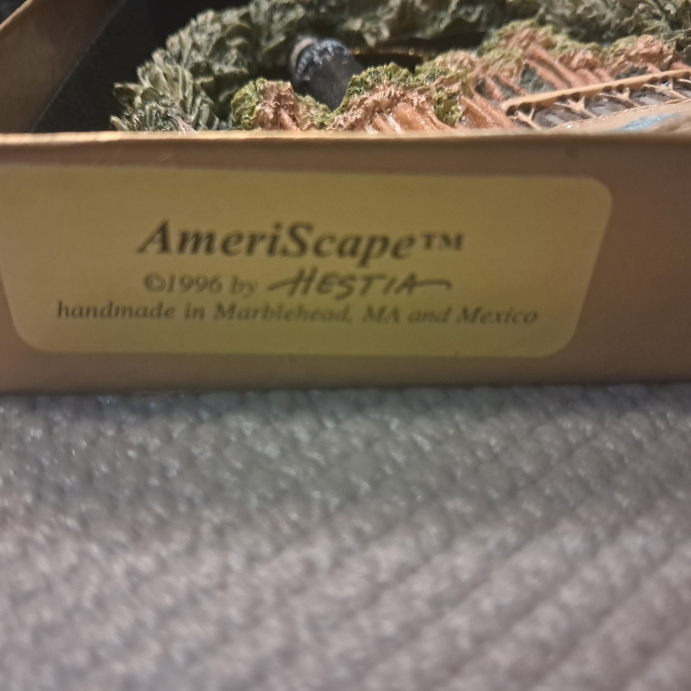NIB Ameriscape Ornament Hand Crafted USA - Picture 2 of 11